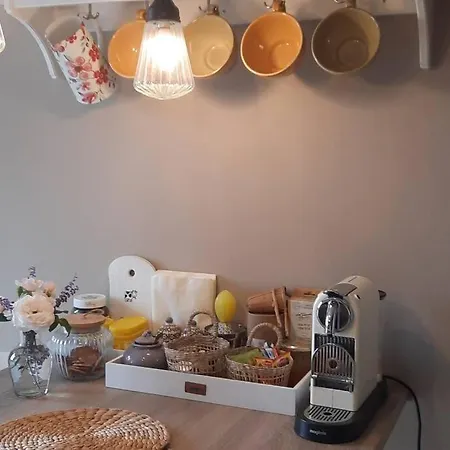 Appartement De Charme 2 Pers. Namur / Cosy, Chic. نامور