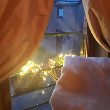 Appartement De Charme 2 Pers. Namur / Cosy, Chic. * نامور